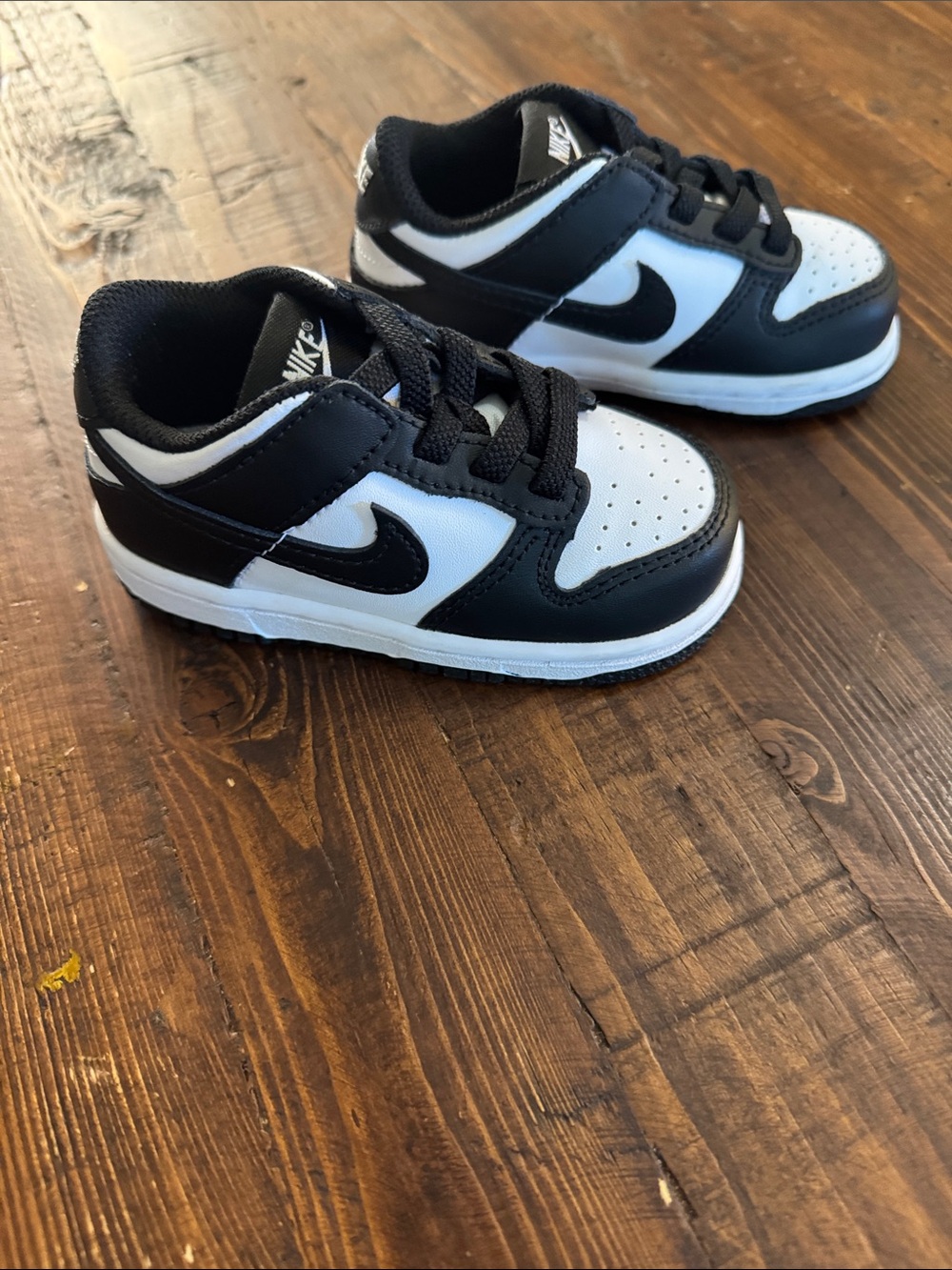 Nike Dunk Kids Black and White Low-Cut Sneakers